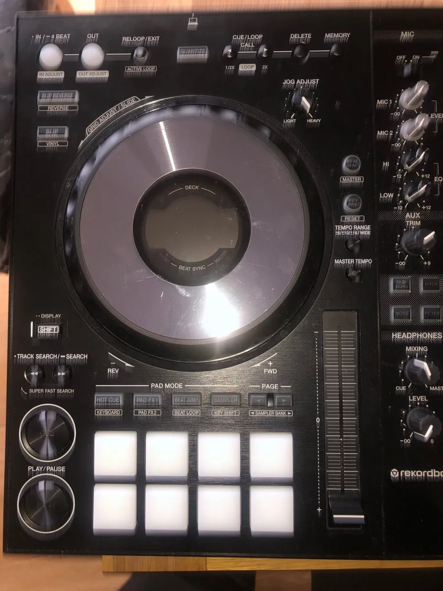 Dj equipment - Image 3