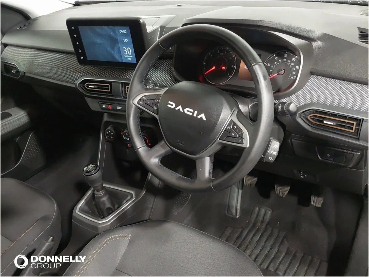 Dacia Sandero Stepway Hatchback Expression - Image 4