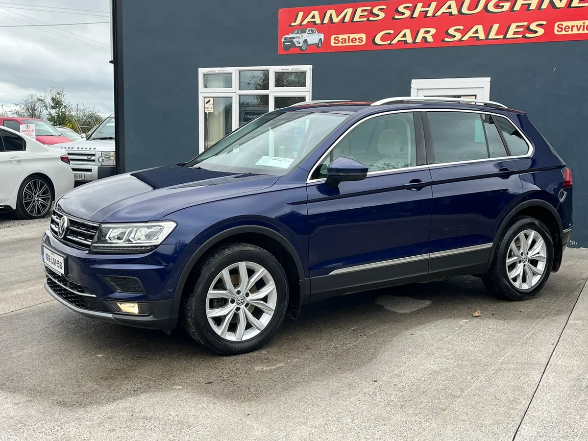 2019 VW TIGUAN 2.0 TDI HIGHLINE 4X4 *PAN ROOF* - Image 2