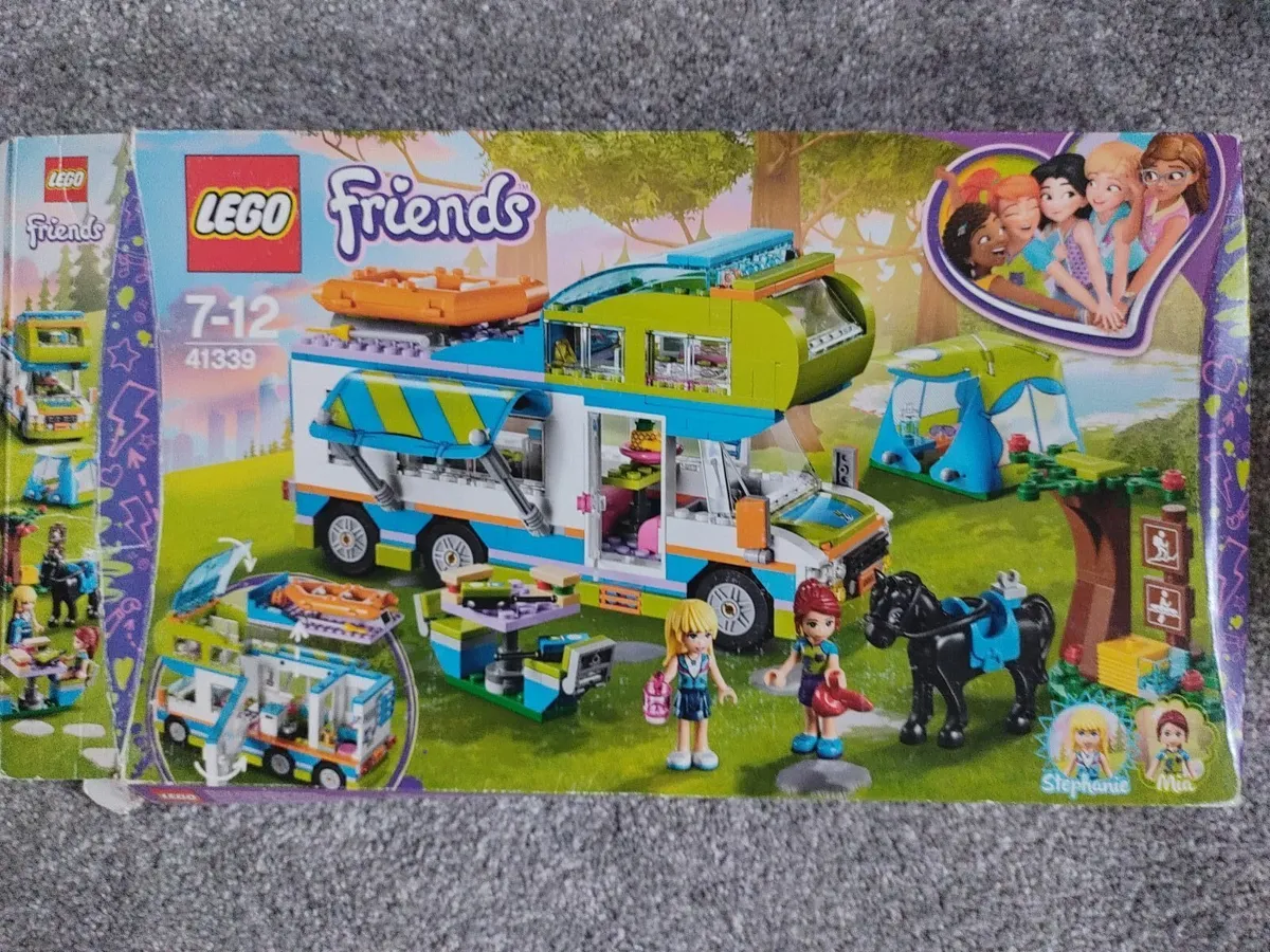 LEGO Friends set 41335 Mia's Camper Van - Image 1