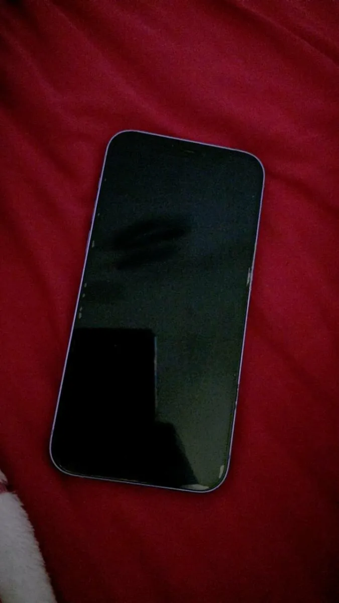 Unlocked Iphone 12 64GB - Image 3