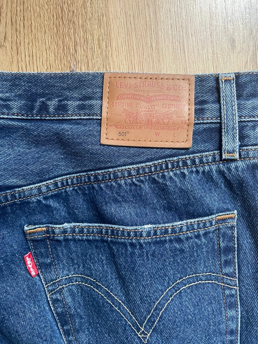 Levi’s 501 - Image 2