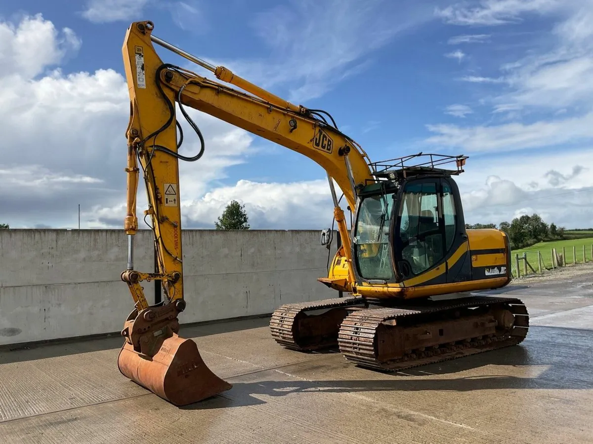 JCB JS130 15 TON EXCAVATOR - Image 1