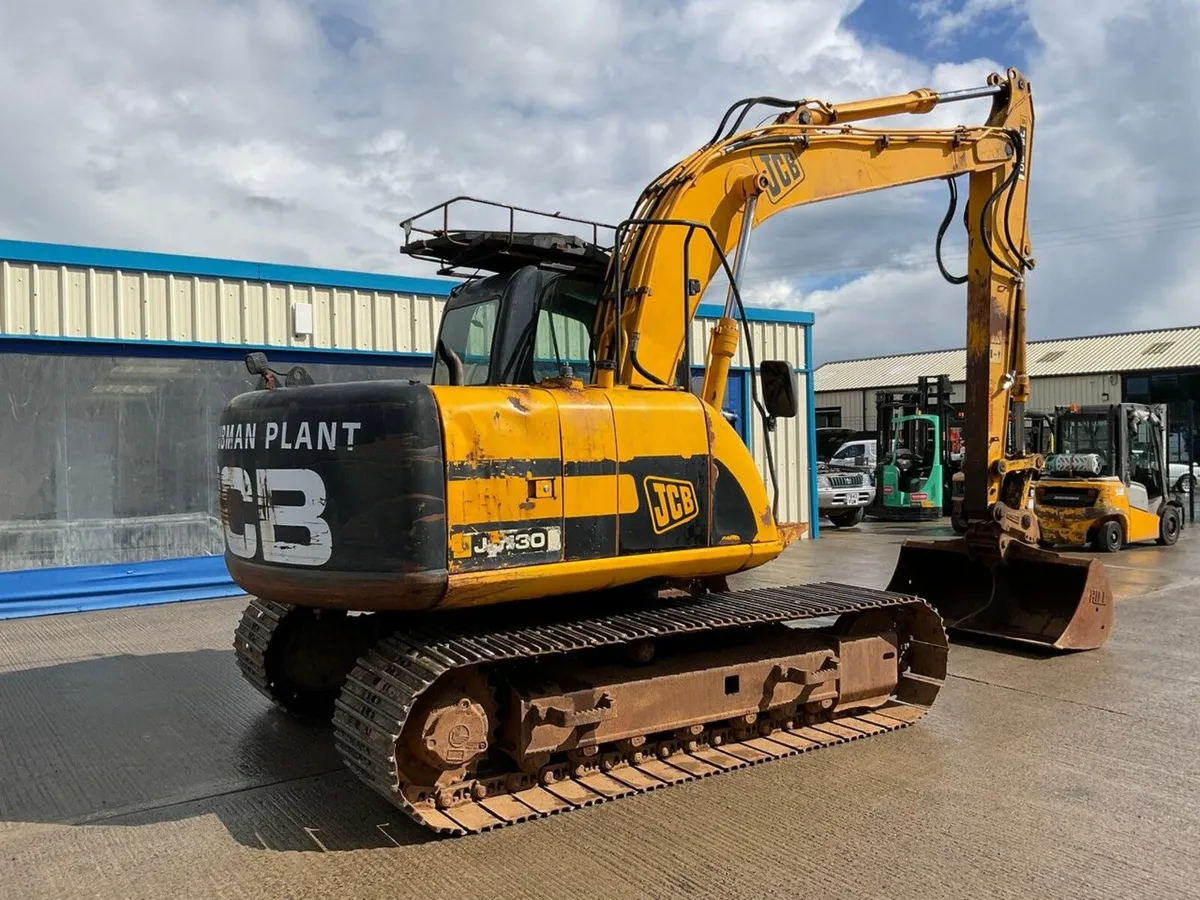 JCB JS130 15 TON EXCAVATOR - Image 3