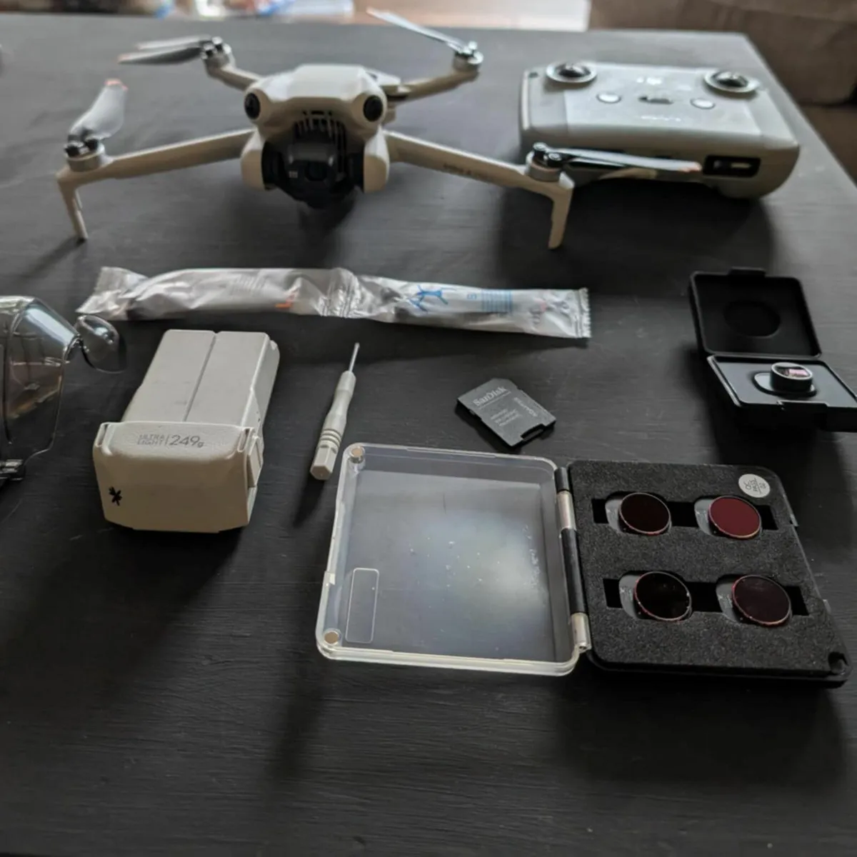 DJI Mini 4 Pro combo Drone - Image 2