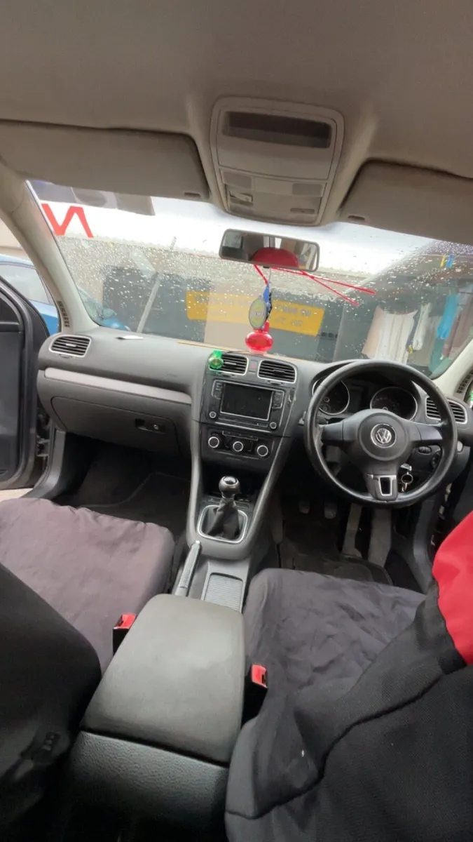 Volkswagen Golf 2011 1.6 - Image 4