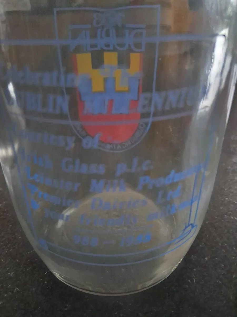 PINT MILK BOTTLES X 3 - Image 4