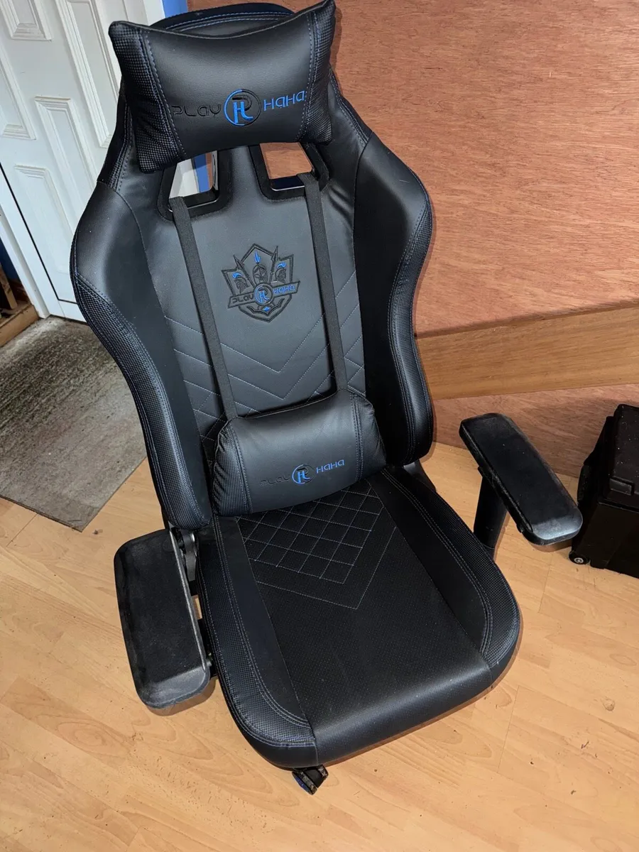 Gaming chair - Image 1