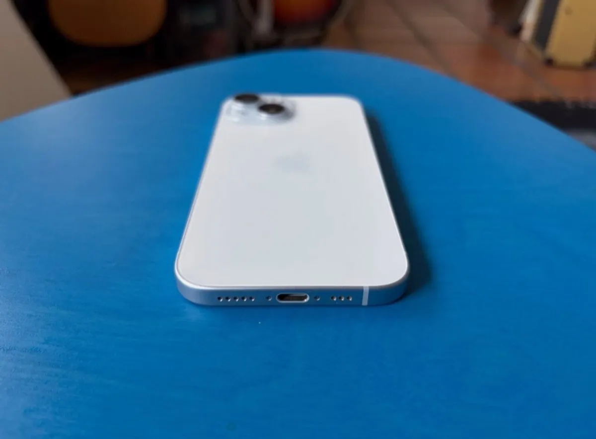 iPhone 15 128 GB - Image 4