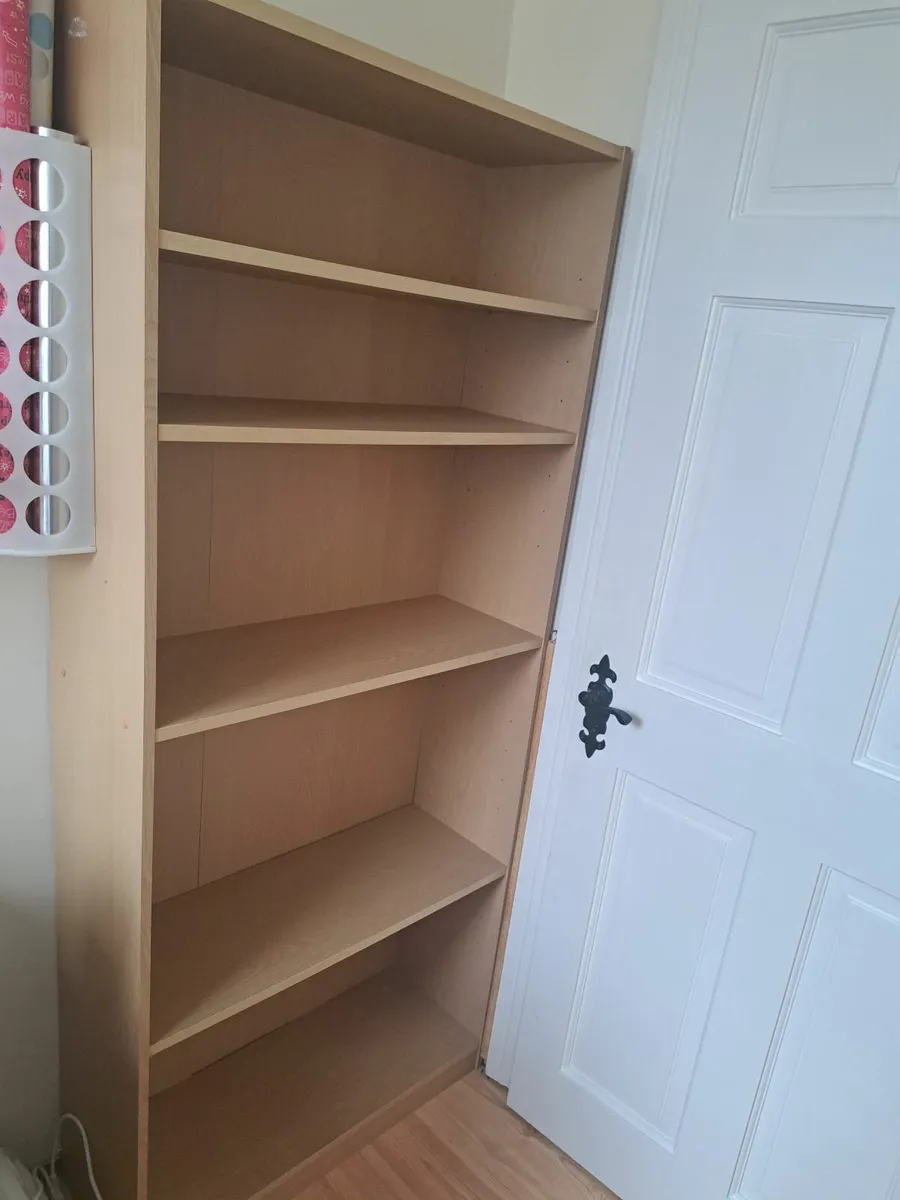 Book case - Image 1