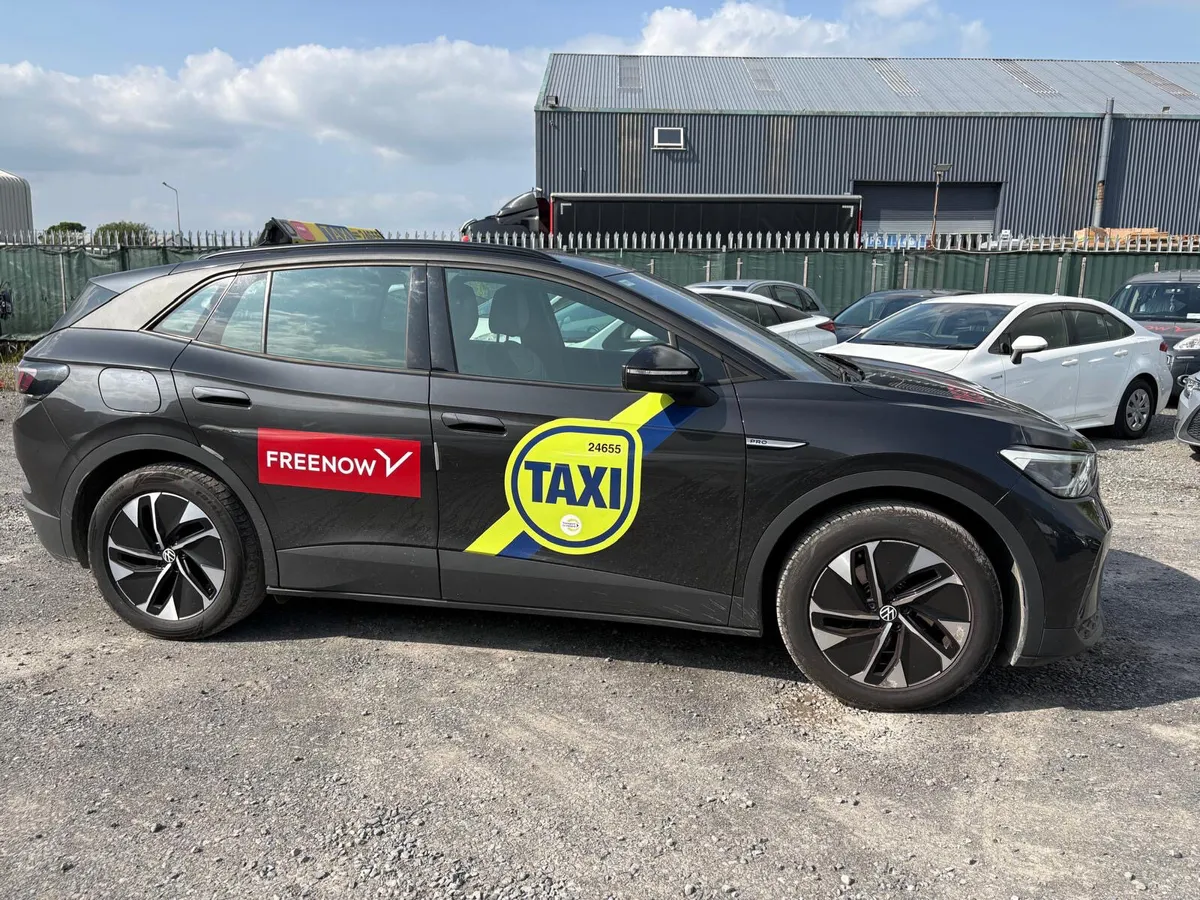 Taxi ready Volkswagen ID.4 2022 LONG RANGE - Image 4