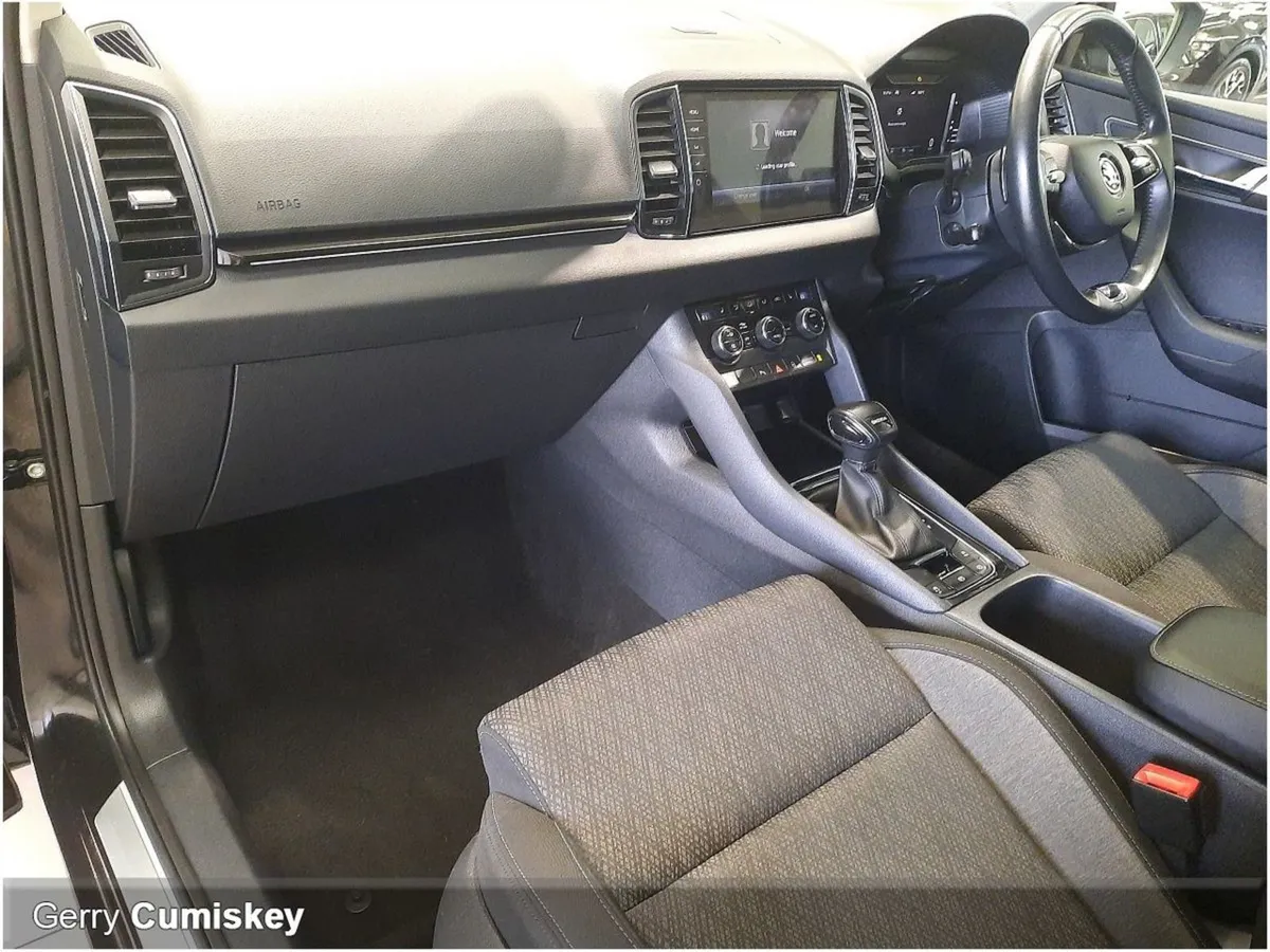 Skoda Karoq Style Diesel Automatic 2.0tdi 115HP D - Image 2