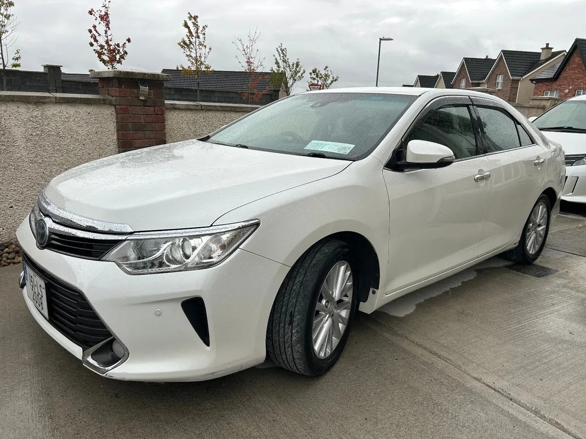 2015 Toyota Camry HYBRID AUTOMATIC NEW NCT - Image 2