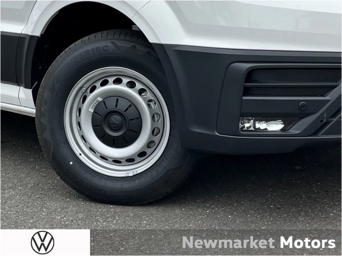 Volkswagen Crafter 30 Trendline 2.0tdi 140BHP 6 S - Image 2