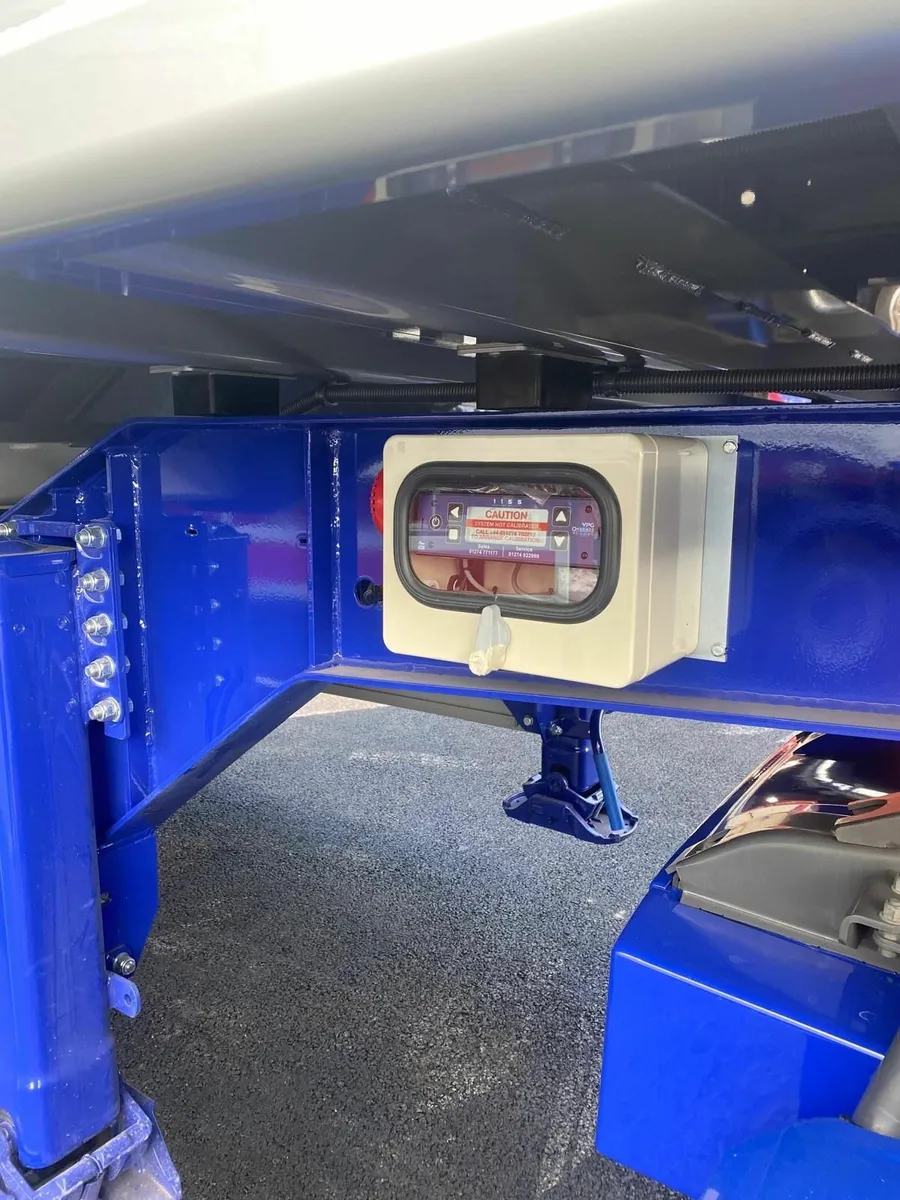 NEW WILCOX BULK TIPPING TRAILER - Image 2