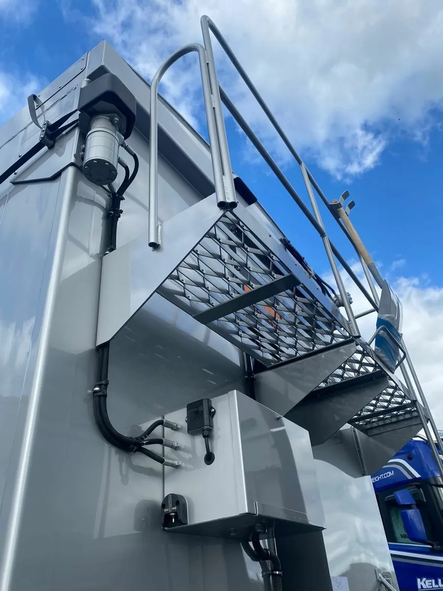NEW WILCOX BULK TIPPING TRAILER - Image 4