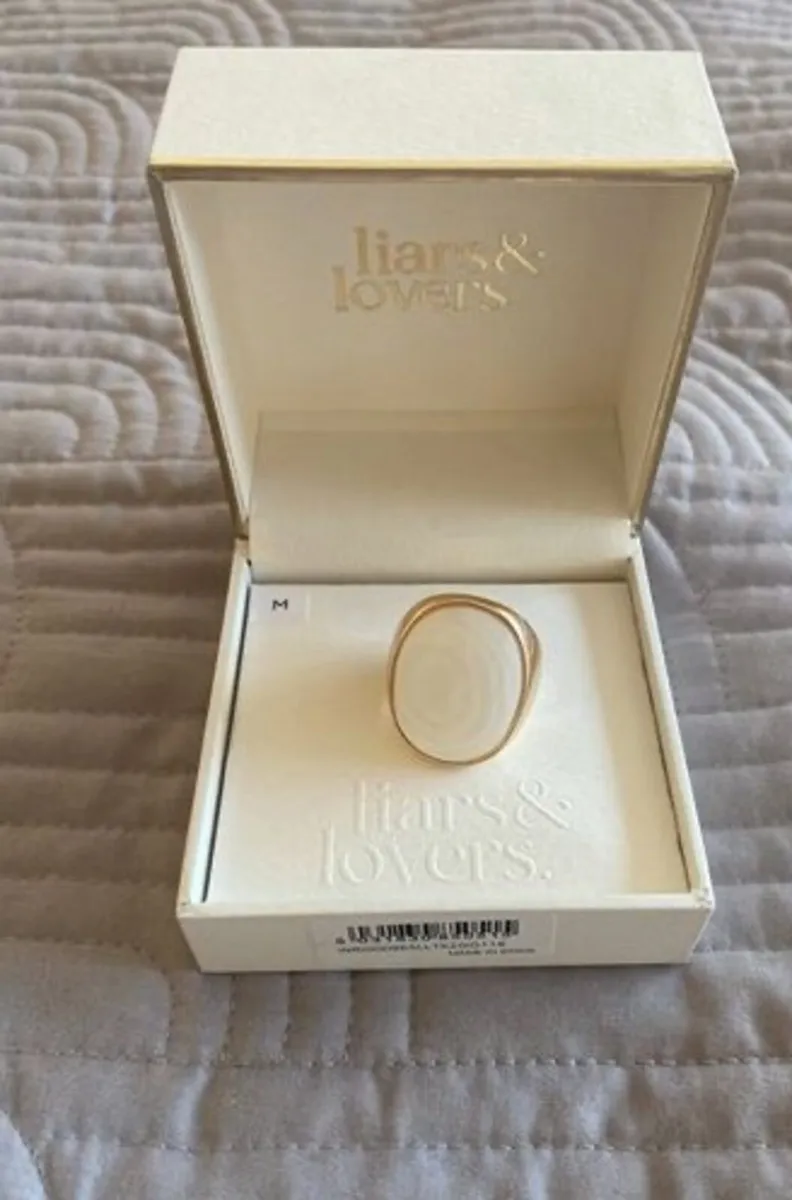 Ring - Liars and Lovers - Image 1