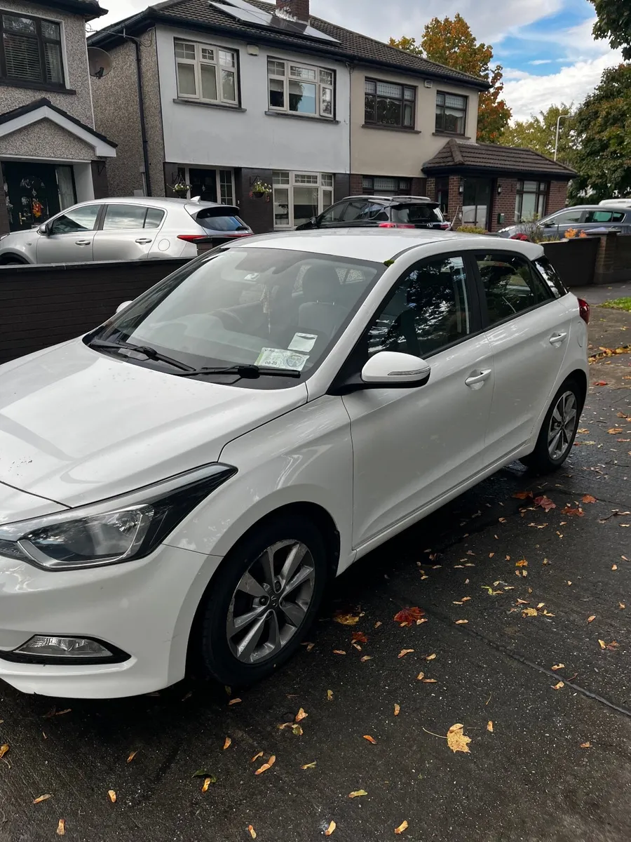 Hyundai i20 2015 - Image 2
