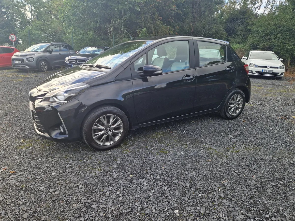 Toyota Yaris 2018 - Image 3