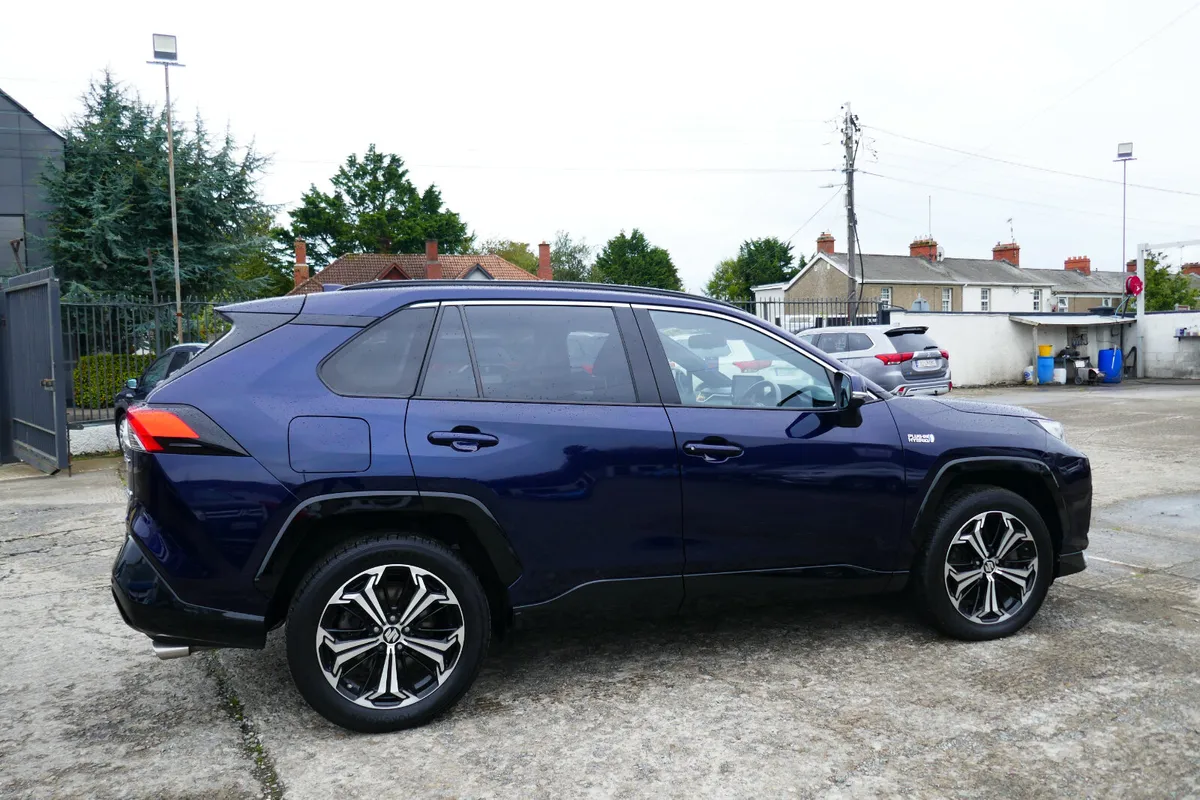 231, SUZUKI ACROSS 2.5 FOUR PHEV AUTO - Image 2