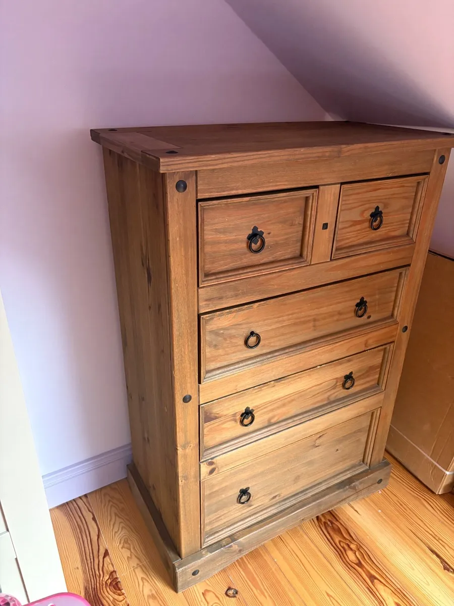 Furniture. - Image 4