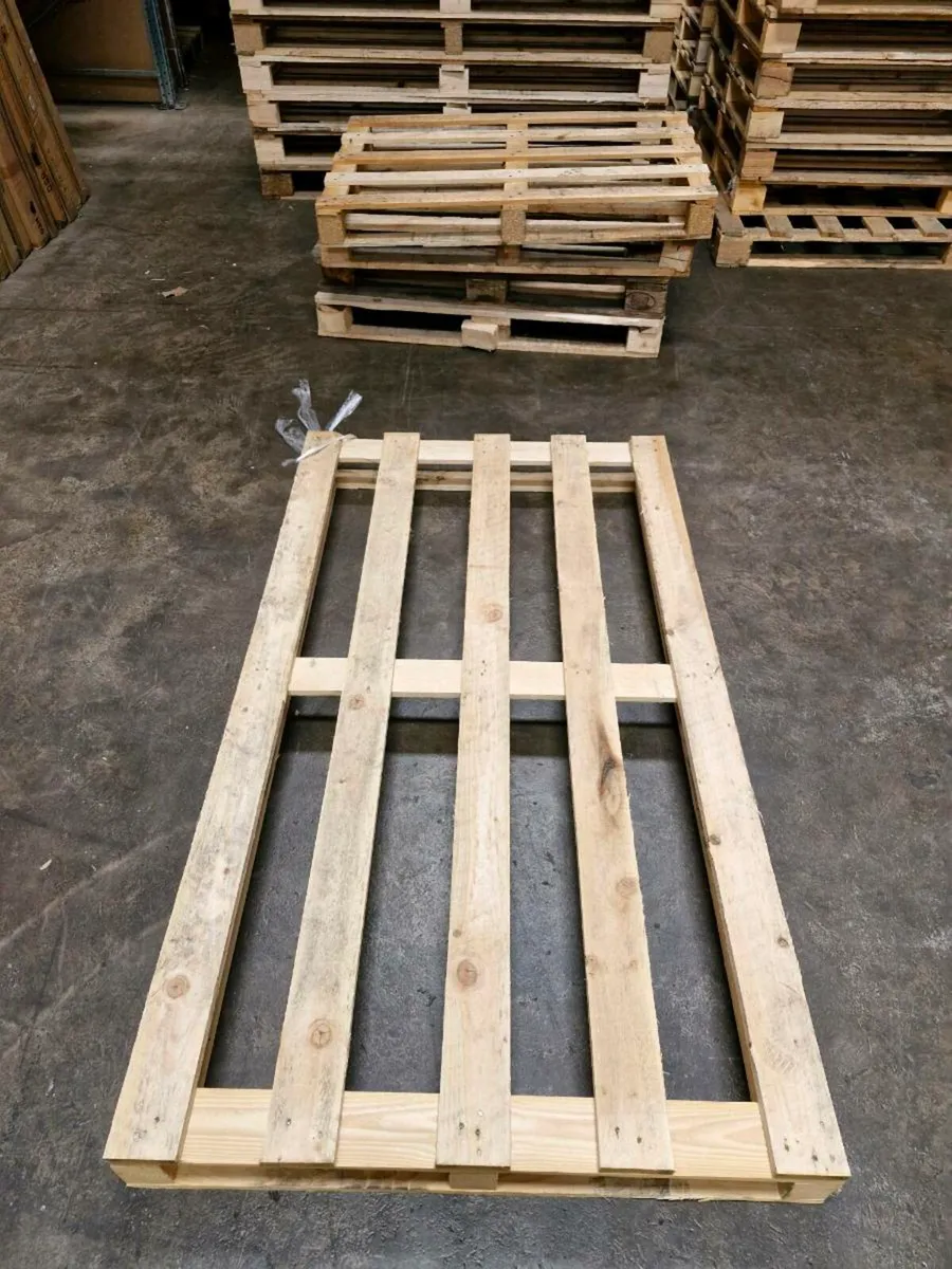 Pallets (free to take away) - Image 3