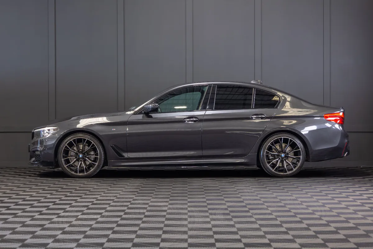 2018 BMW 5-Series 520d M-Sport - Image 3