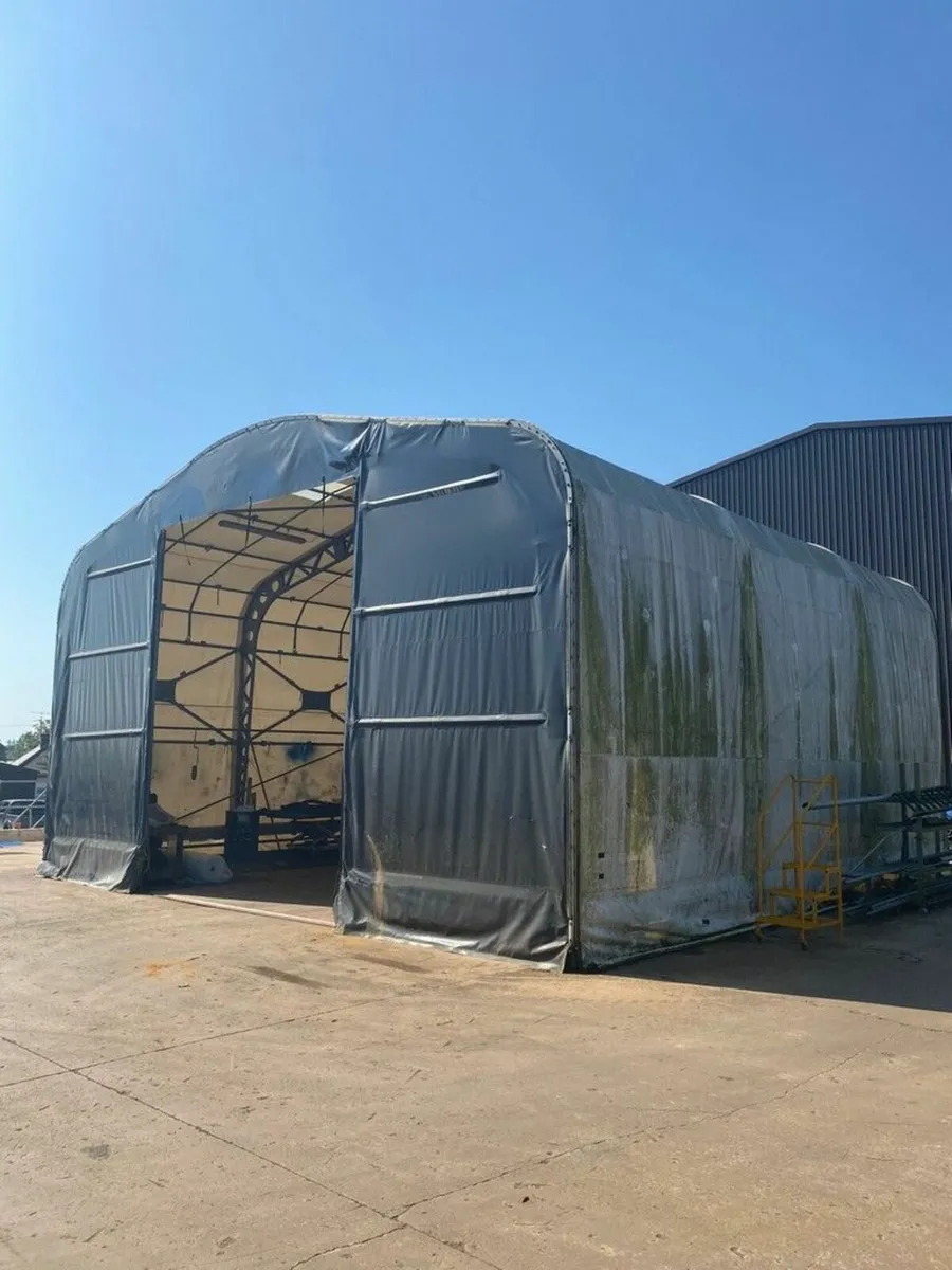 APPROX. 35ft x 33ft GALVANISED TEMPORARY BUILDING - Image 3