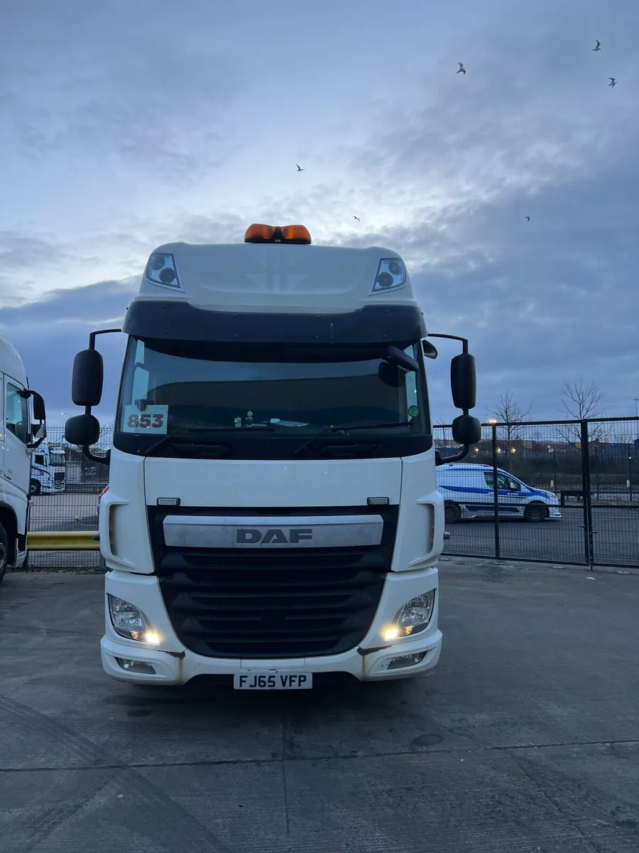 2015 DAF/ 2013 Volvo FL - Image 2