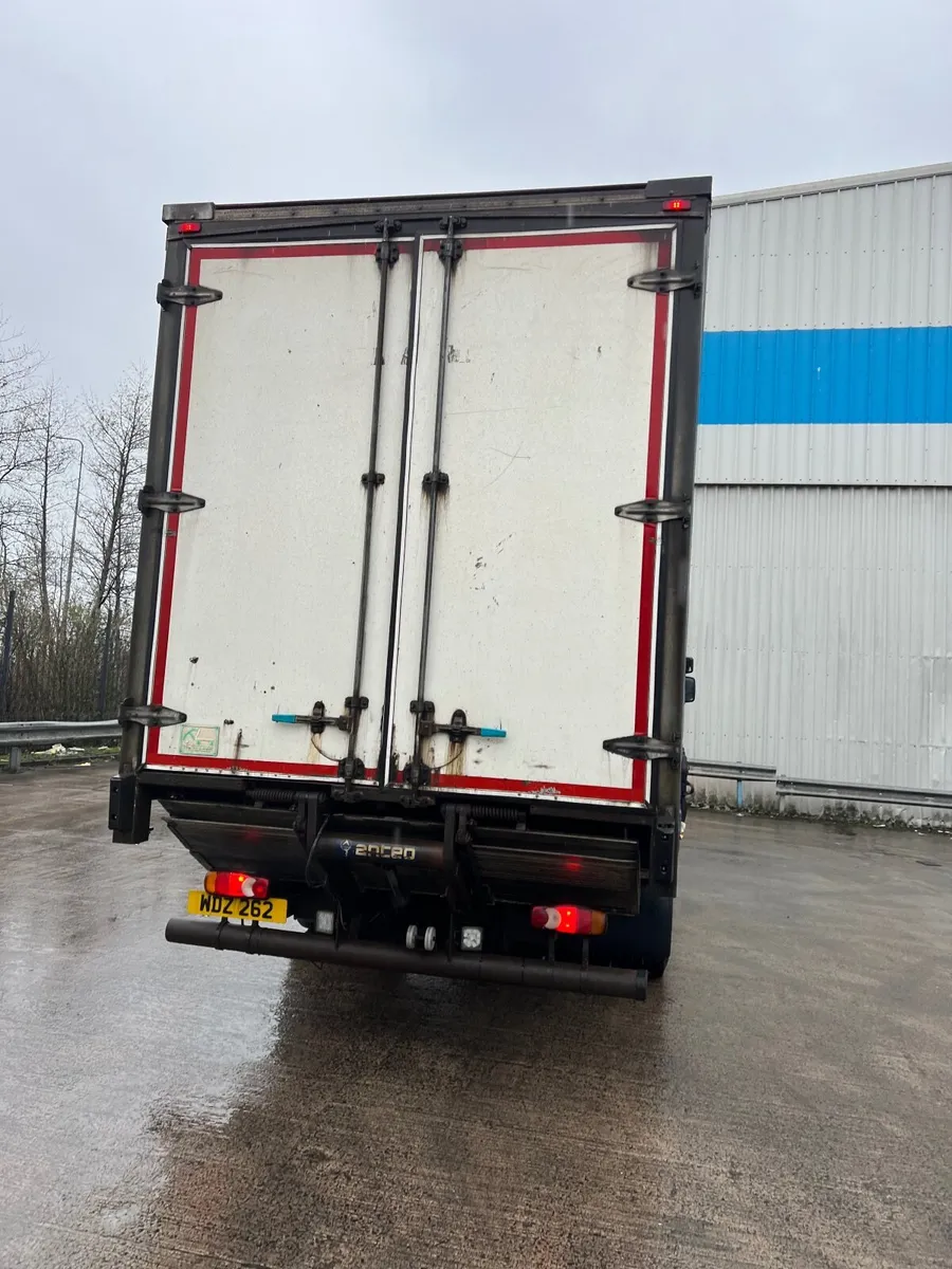 2015 DAF/ 2013 Volvo FL - Image 4
