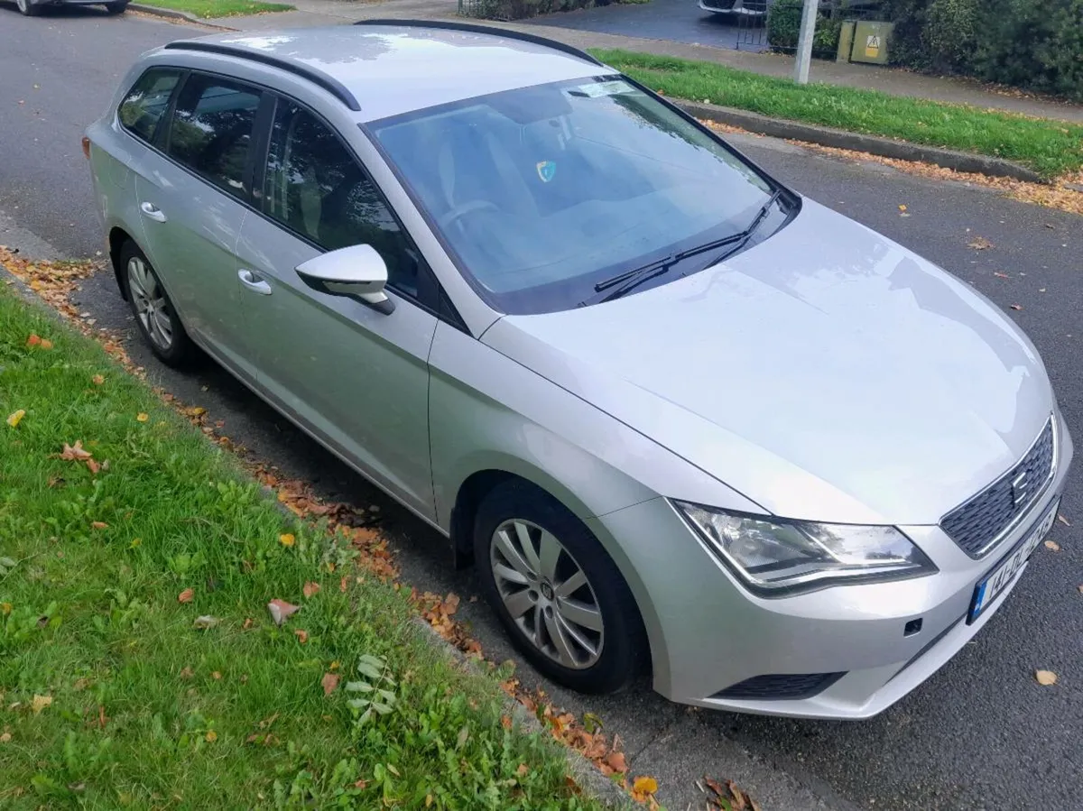 SEAT LEON - Image 2