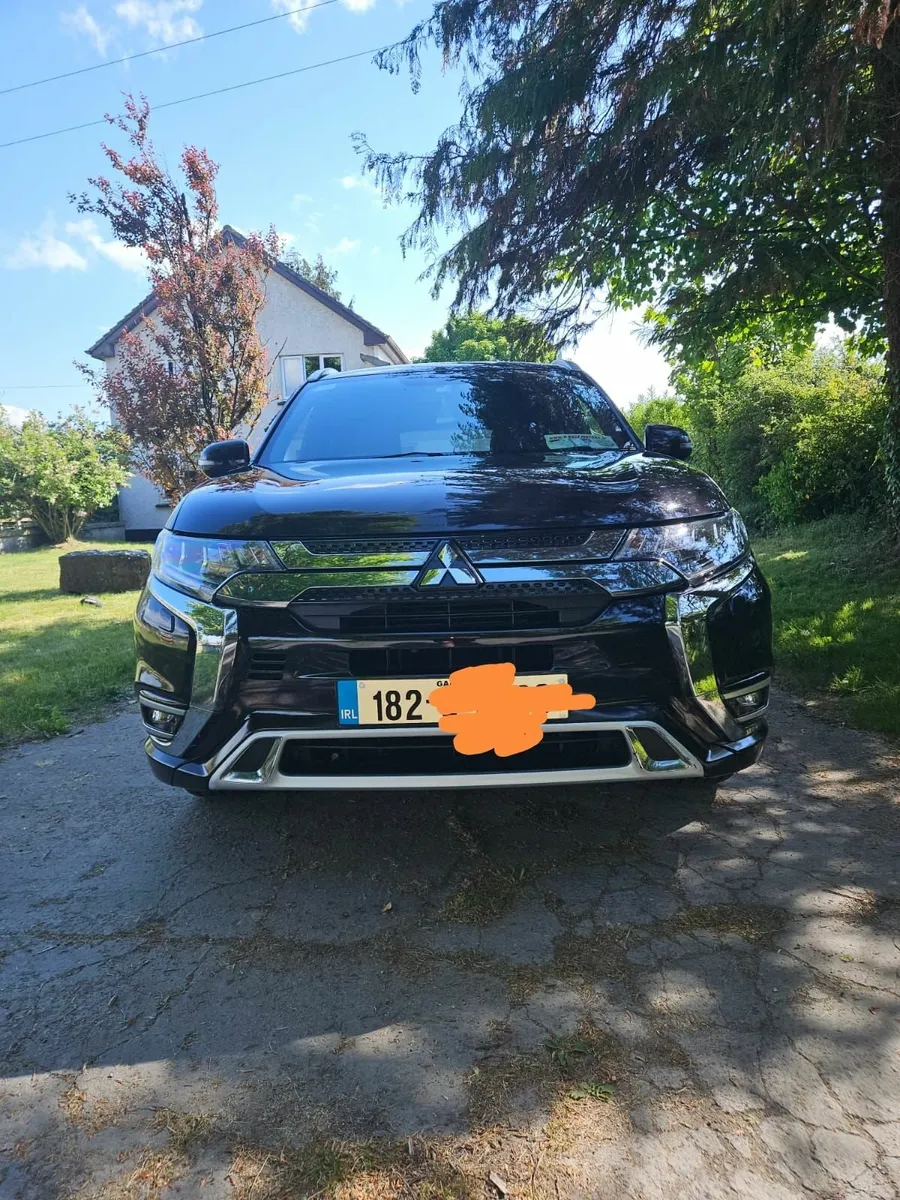 Mitsubishi Outlander 2018 - Image 2