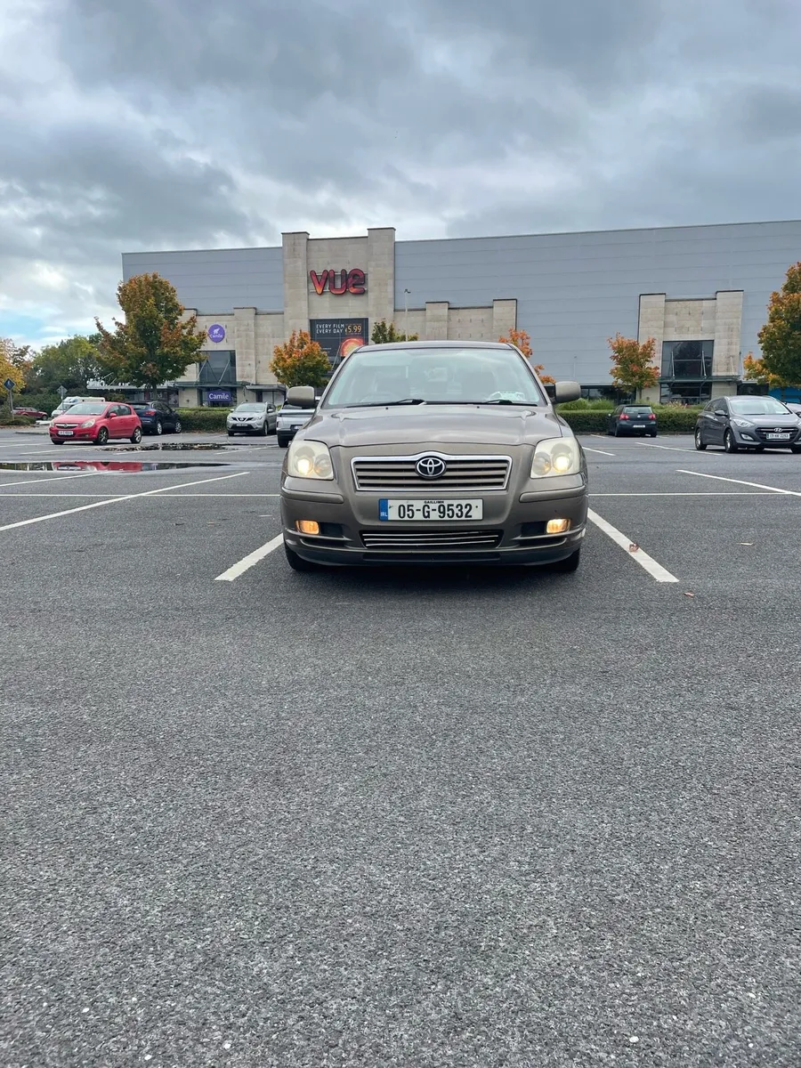 Toyota Avensis - Image 1