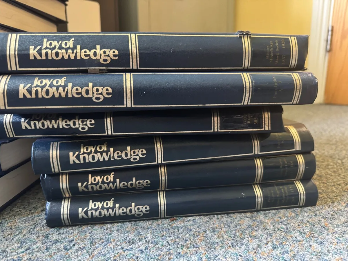 Encyclopaedia britannica books - Image 2