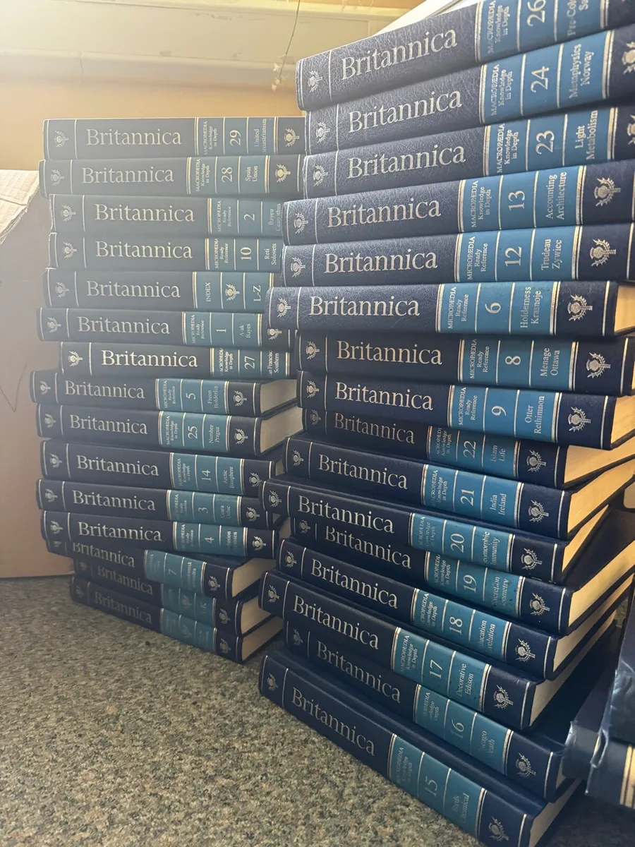 Encyclopaedia britannica books - Image 3