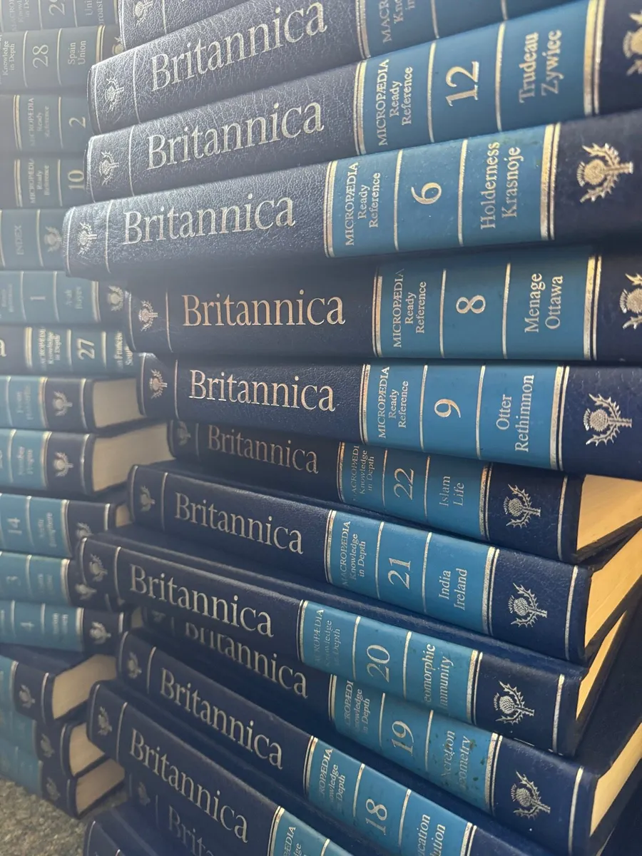 Encyclopaedia britannica books - Image 4