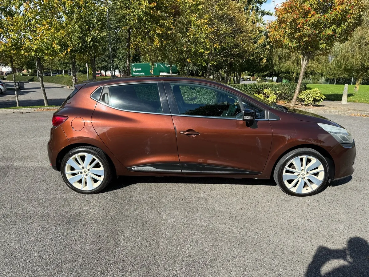 Renault clio 2015 Automatic 52kms - Image 4