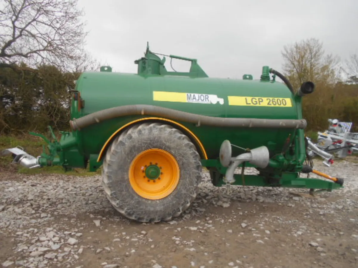 MAJOR 2600 LPG TANKER, WITH SELF FILL - Image 4