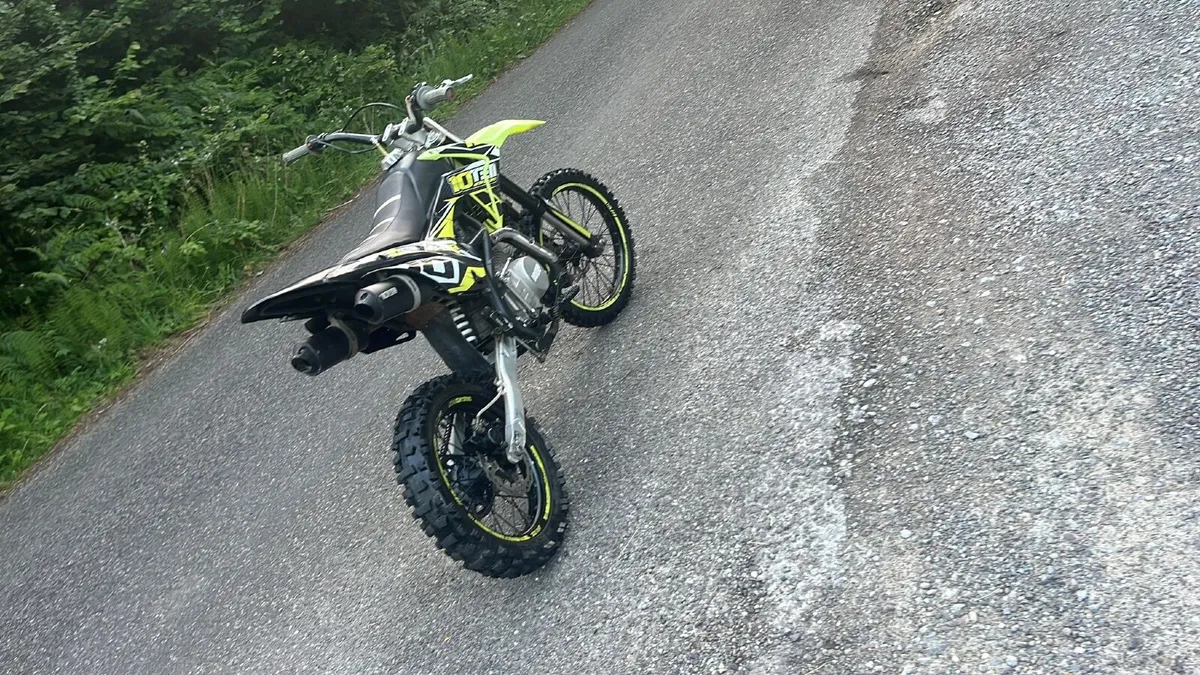 Dirt bike - Image 4