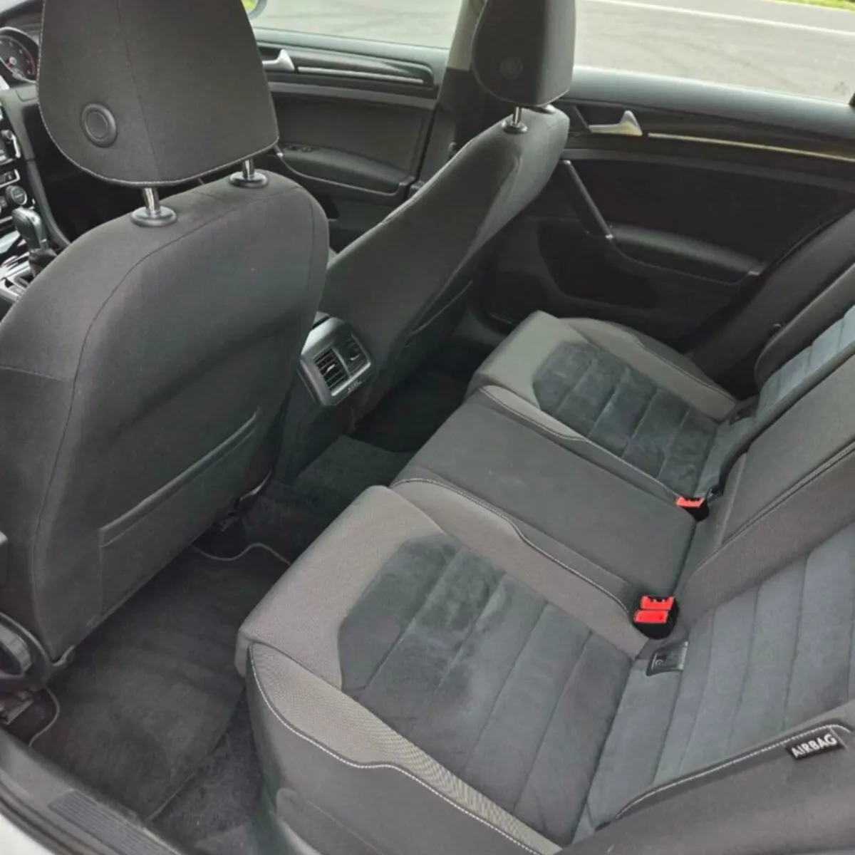 Volkswagen Golf 2014 - Image 3