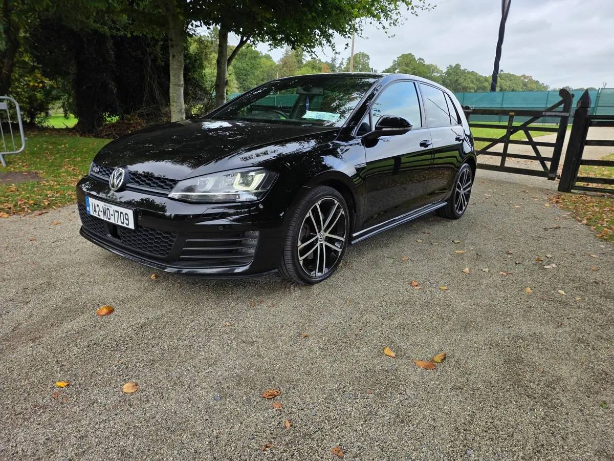 2014 VOLKSWAGEN GOLF GTD ( NCT & TAX) - Image 3