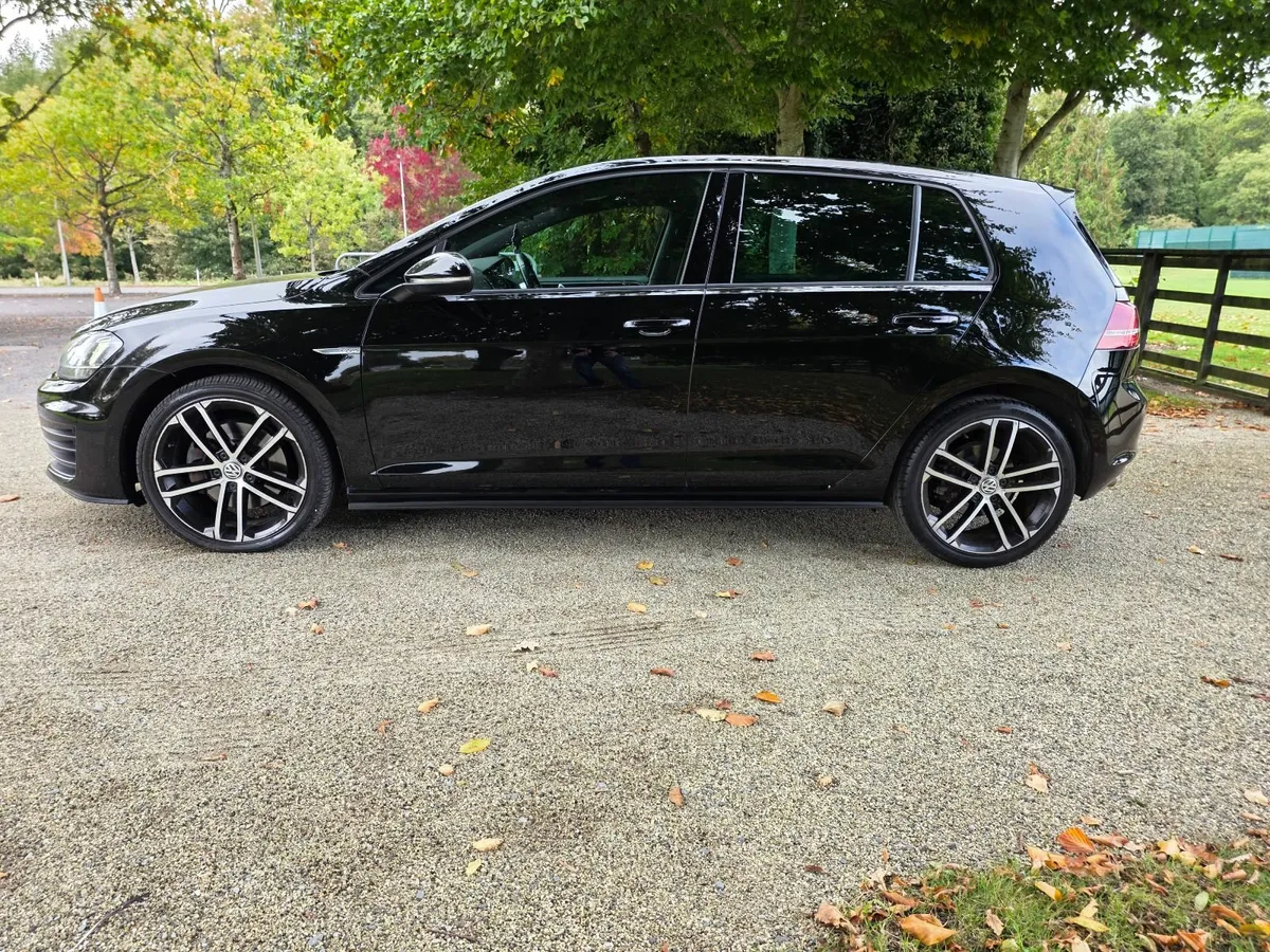 2014 VOLKSWAGEN GOLF GTD ( NCT & TAX) - Image 4