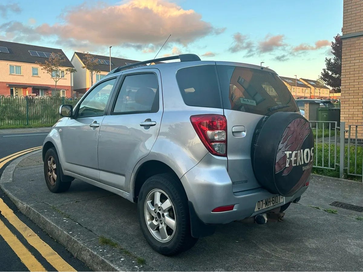 2007 Daihatsu Terios - Image 4