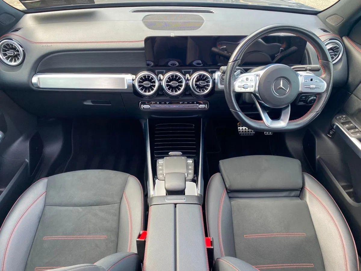 Mercedes-Benz AMG AMG Line Premium 4matic SUN Roof - Image 2