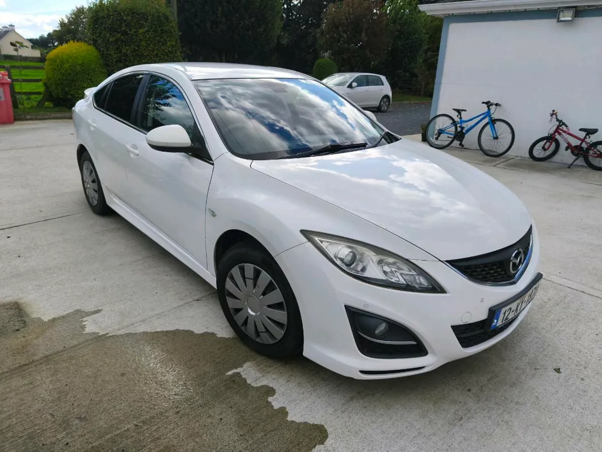 2012 Mazda 6 Hatchback - Image 3