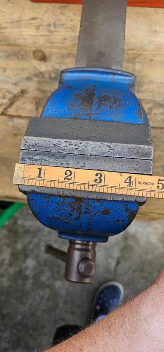 Record No4 bench vice - Image 2