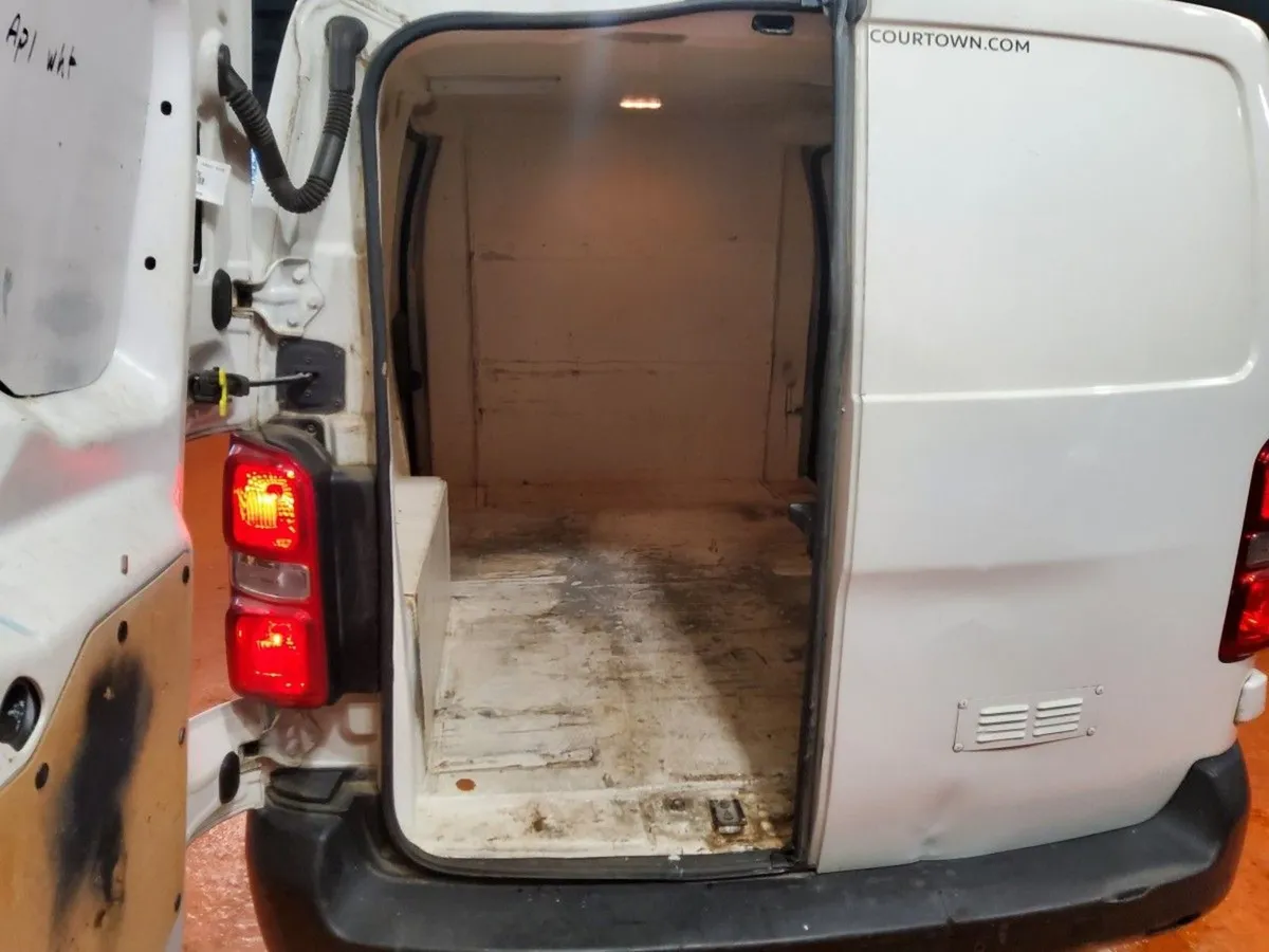 Peugeot Expert Expert Professional STD 1.6 BL - Image 4