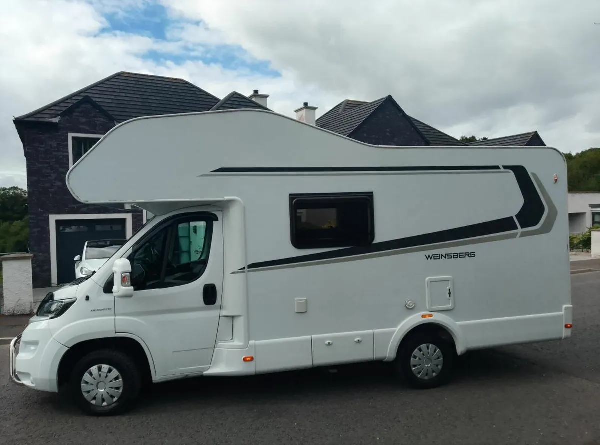 Wiensberg camper 6 berth. - Image 3