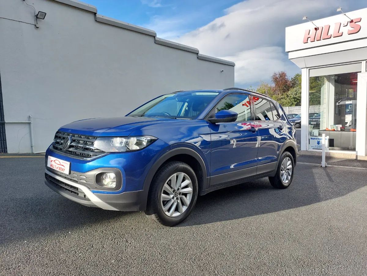 Volkswagen T-Cross 2023 LIFE 1.0 TSI HIGH SPEC - Image 3