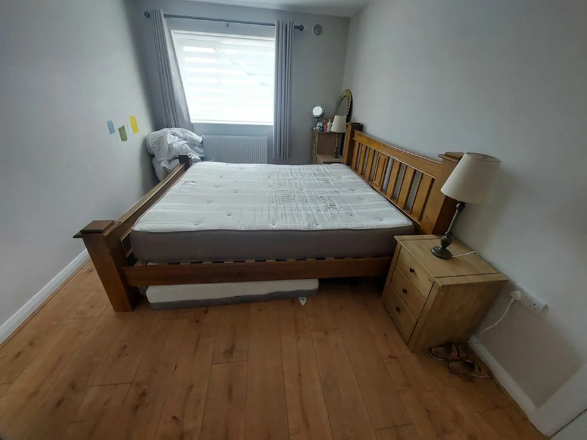 Bed Super King - Image 1